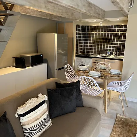 Saint Pancrace Apartment *